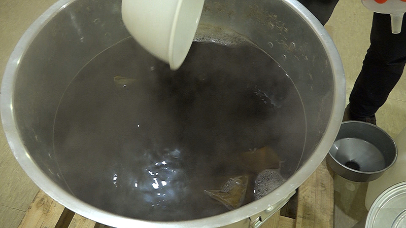 ⓒ jadam.kr Boil for five hours.