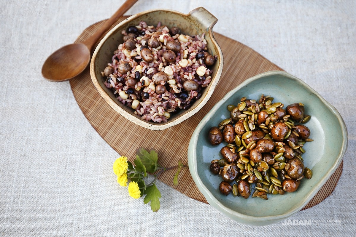 The bulbils can be stewed or cooked with rice for added nutrition.